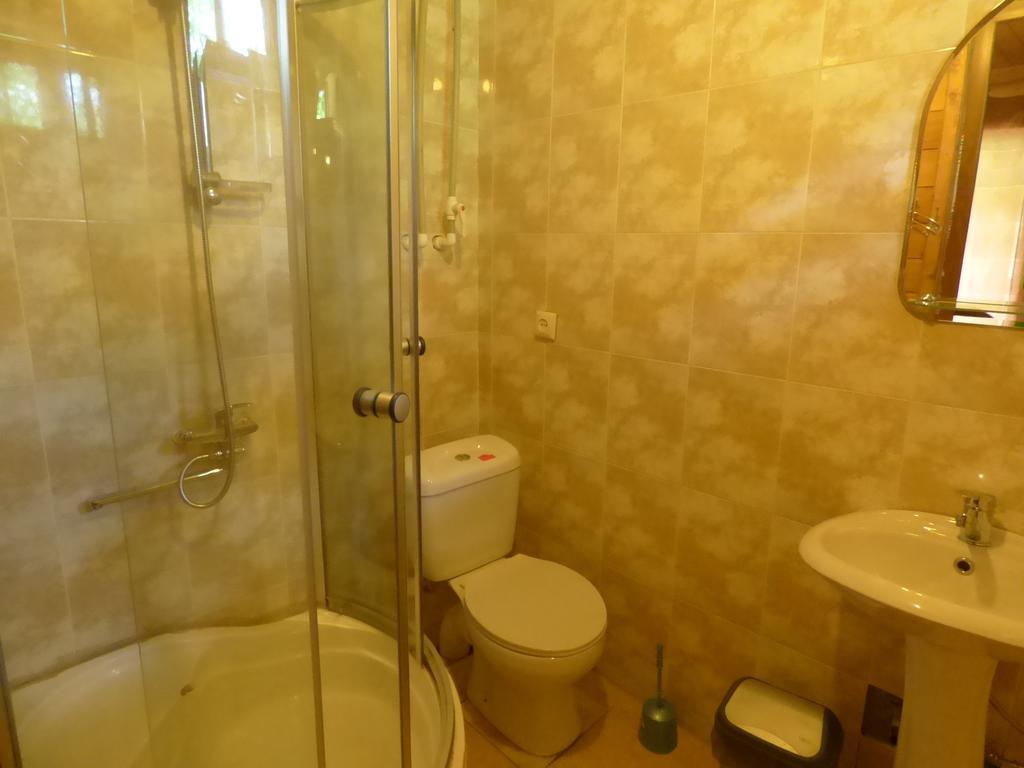 מסטיה Hotel Hatsvali חדר תמונה