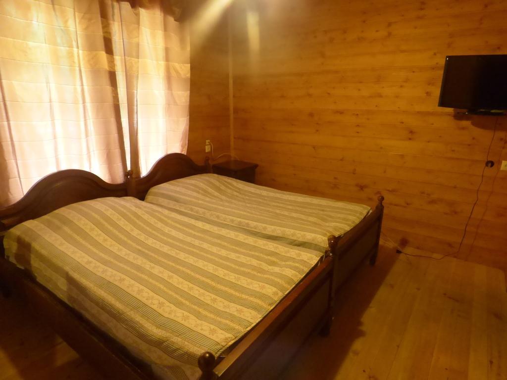 מסטיה Hotel Hatsvali חדר תמונה