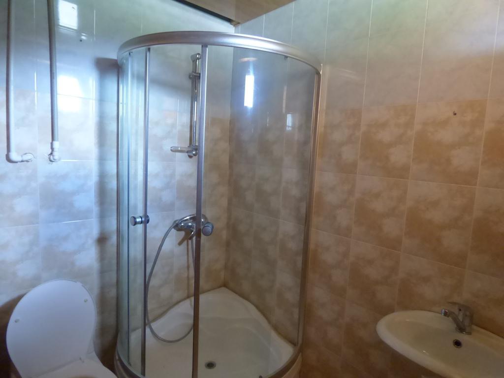 מסטיה Hotel Hatsvali חדר תמונה