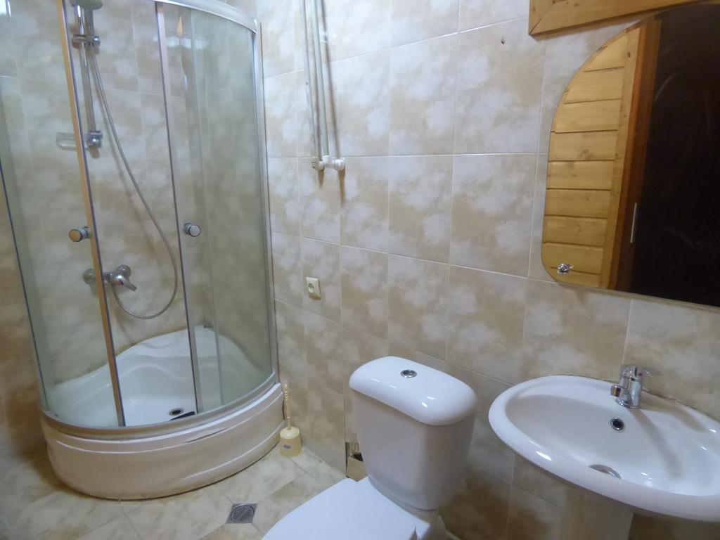 מסטיה Hotel Hatsvali מראה חיצוני תמונה